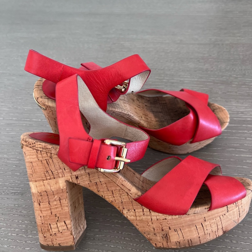 Mikhael Kors platform sandals size 8.5 - Picture 6 of 15
